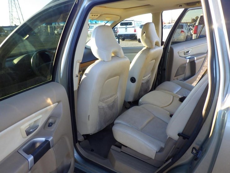 2008-volvo-xc90-image-7