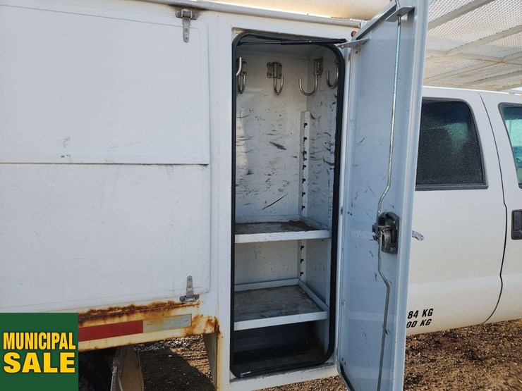 2016-ford-f450-image-19