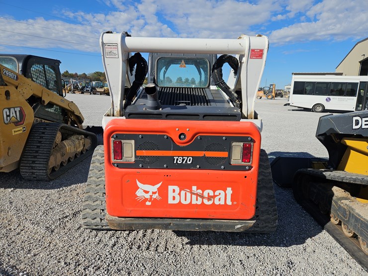 2020-bobcat-t870-image-16