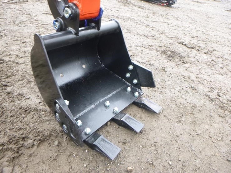 2025-tpm-18bs-hydraulic-excavator-image-9