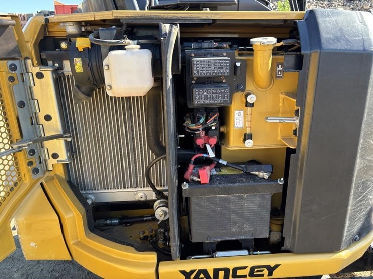 2022-caterpillar-303.5-image-40