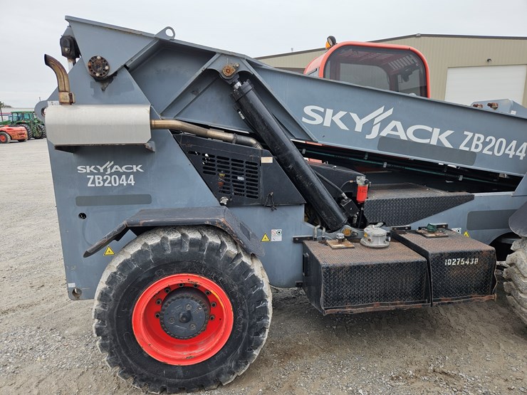 2014-skyjack-zb2044-image-19