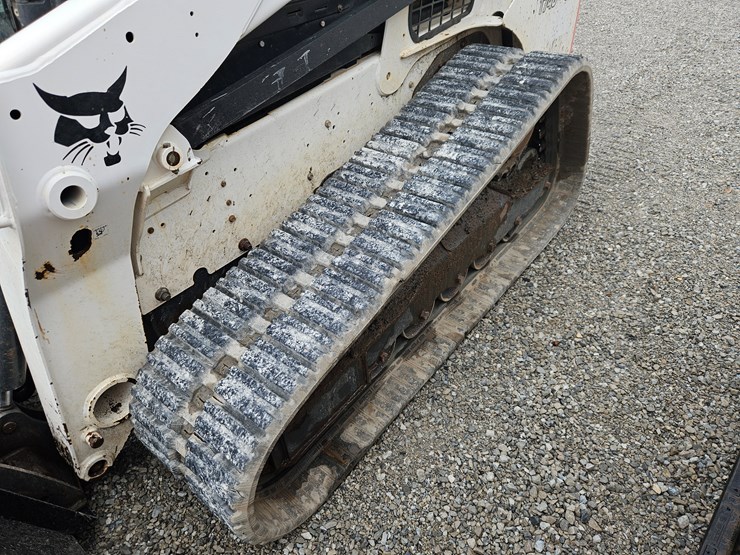 2018-bobcat-t740-image-20