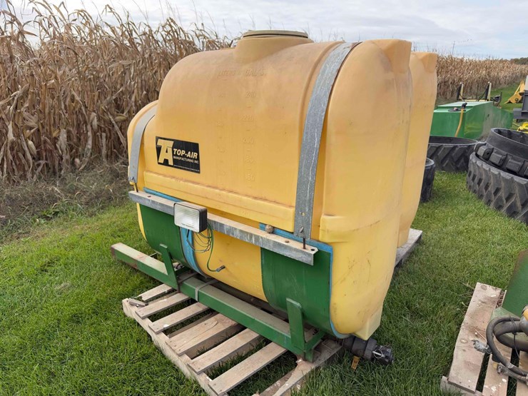 250-gal-top-air-saddle-tanks-image-5