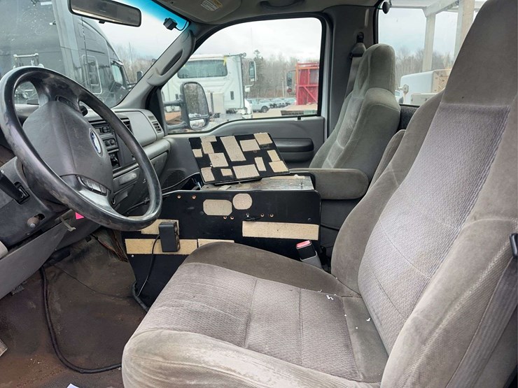 2003-ford-f550-image-20