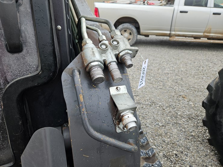 2019-new-holland-c245-image-6