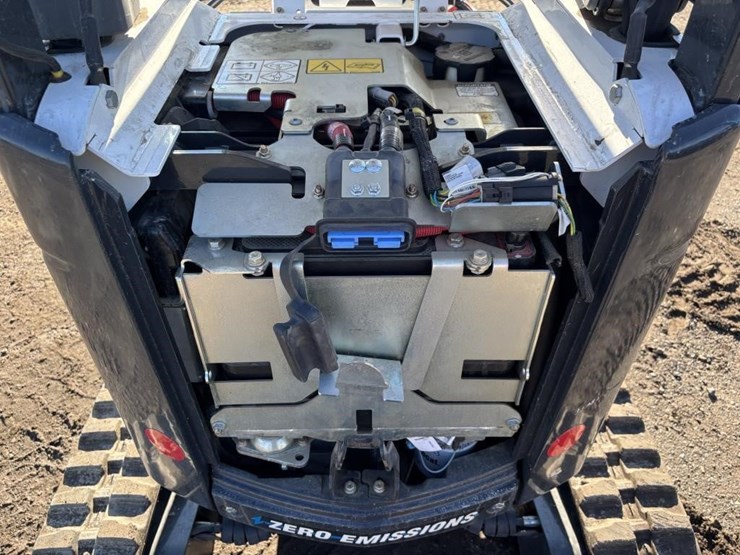 2022-bobcat-e10e-hydraulic-excavator-image-42