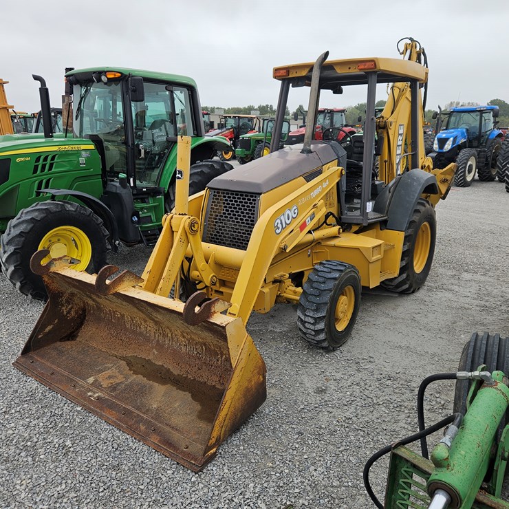 2004 DEERE 310G
