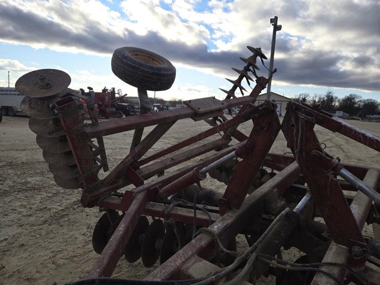 international-490-image-14