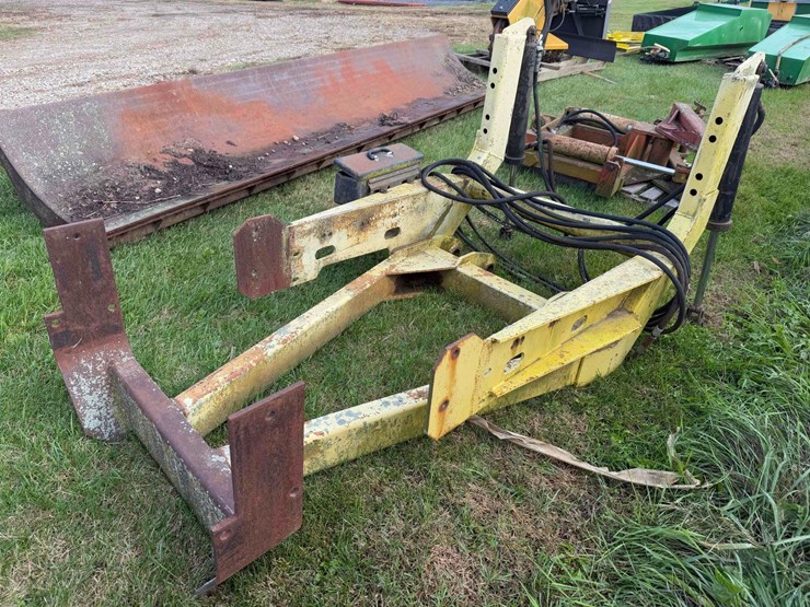 blade-and-mount-image-7