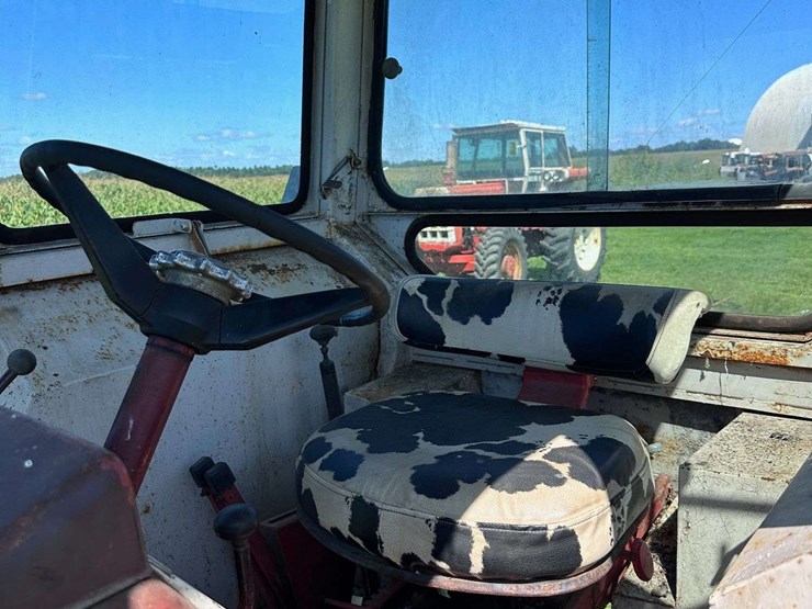 cockshutt-1550-image-47