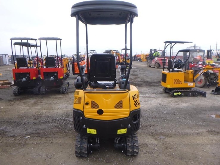 2025-vicsec-vc15p-hydraulic-excavator-image-8