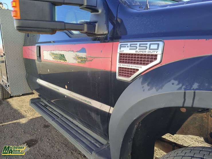 2008-ford-f550-image-38