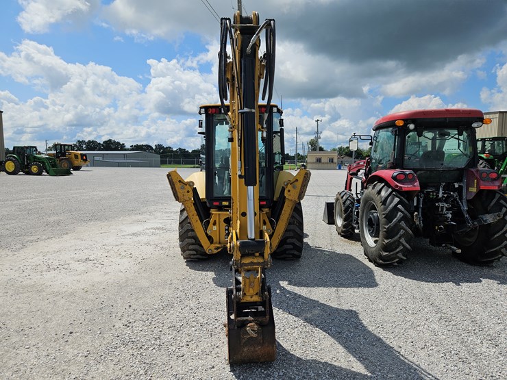 #203035-•-2021-caterpillar-416st-backhoe-image-21