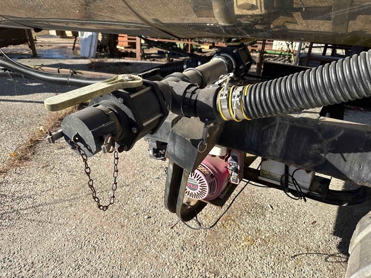 1976-6500-gal-ss-tanker-image-23