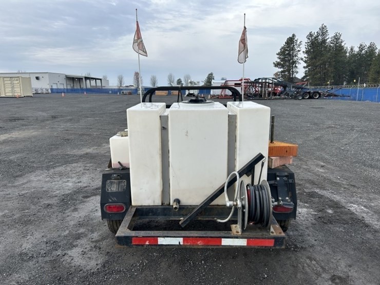 hydrotek-ss30005vs-towable-pressure-washer-image-26