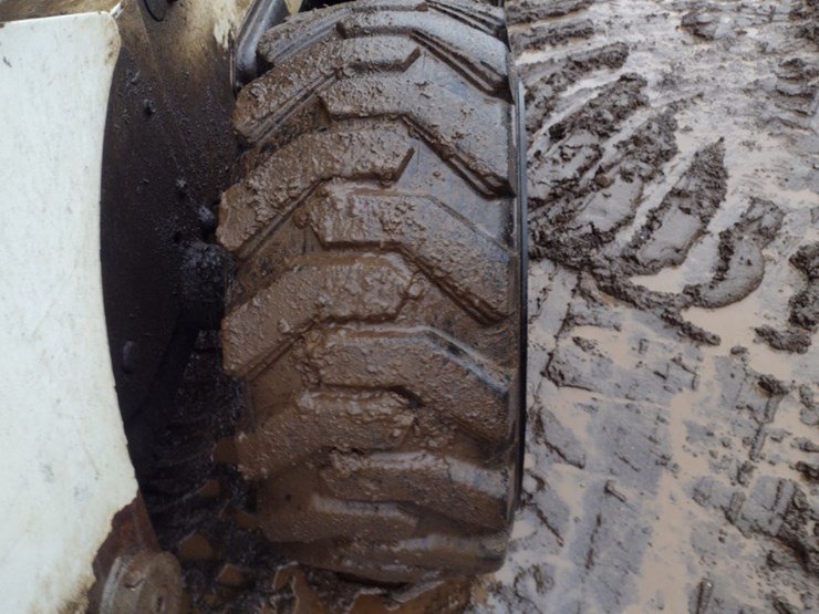 bobcat-s300-image-19