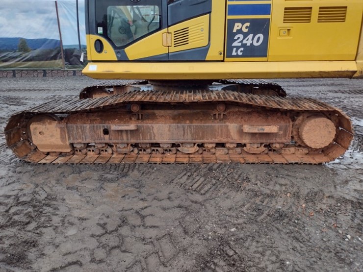 komatsu-pc240-lc-11-image-32