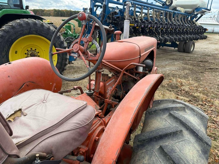 allis-chalmers-wd-45-tractor-image-18