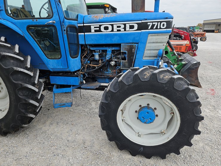 1990-ford-7710-image-3