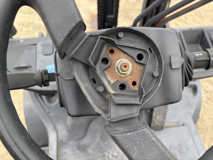 2007-toyota-8fgcu20-image-22