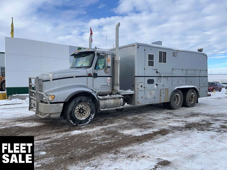 2003-international-9200i-image-1