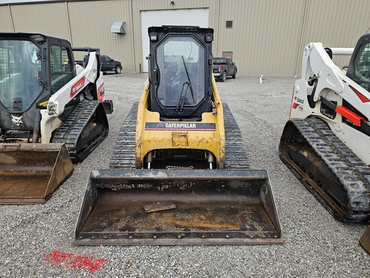 2004-caterpillar-277b-image-2