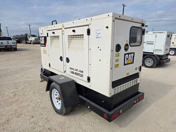 2019-caterpillar-xq60-image-4