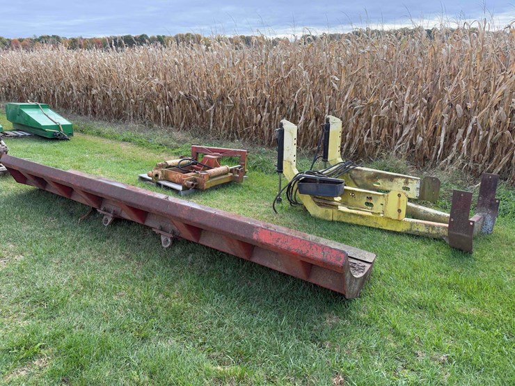 blade-and-mount-image-1