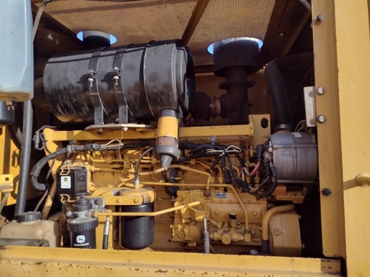 96-deere-644g-image-25