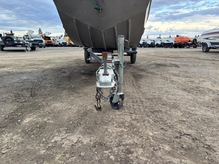 1998-unknown-trailer-image-26