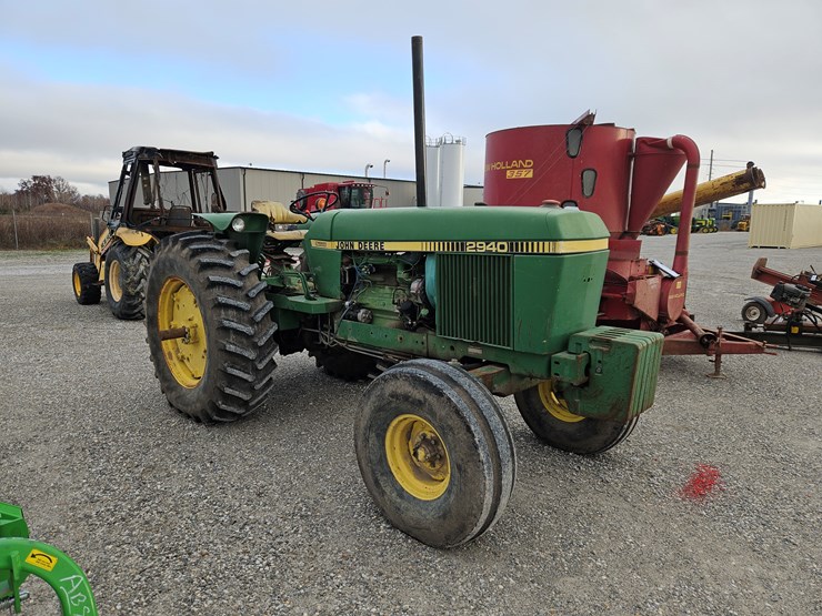 1980-john-deere-2940-image-17