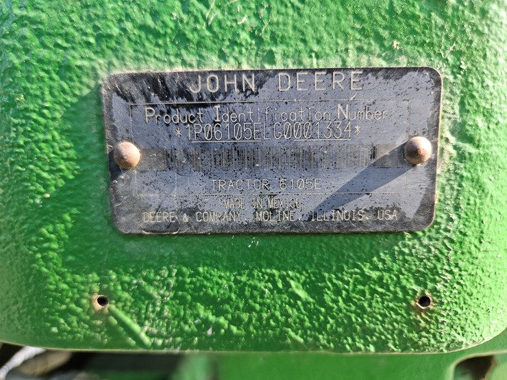 2016-john-deere-6105e-image-20