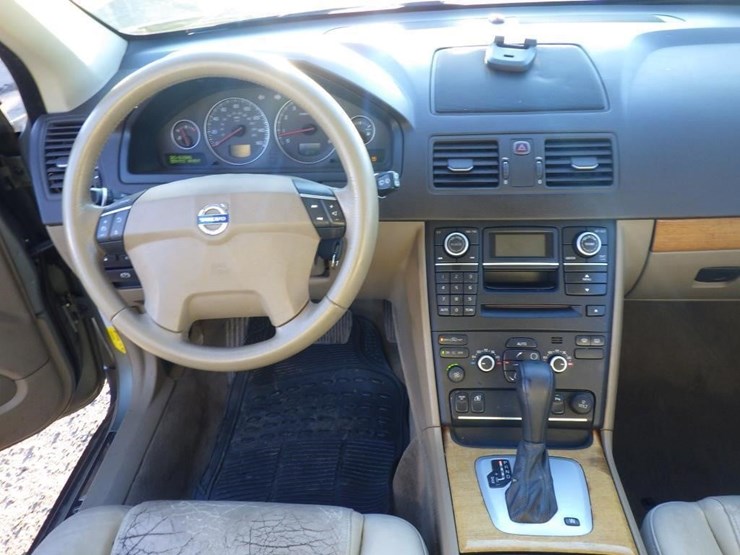 2008-volvo-xc90-image-9