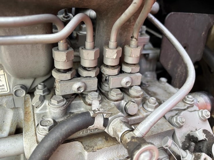 2012-bobcat-s175-image-36