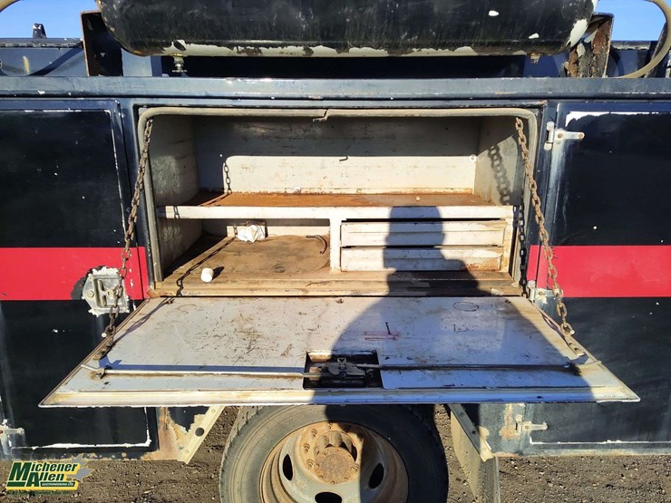 2008-ford-f550-image-18