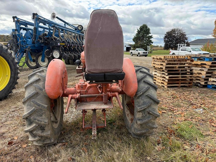 allis-chalmers-wd-45-tractor-image-6