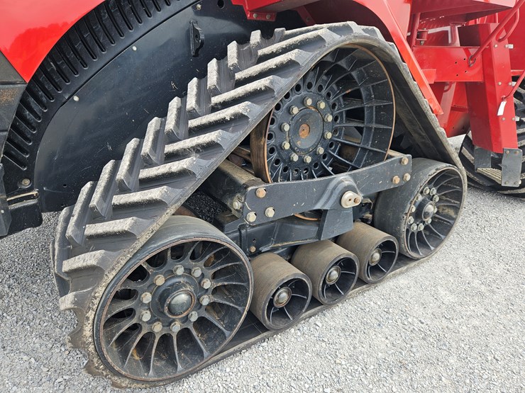 2012-case-ih-steiger-600-image-4