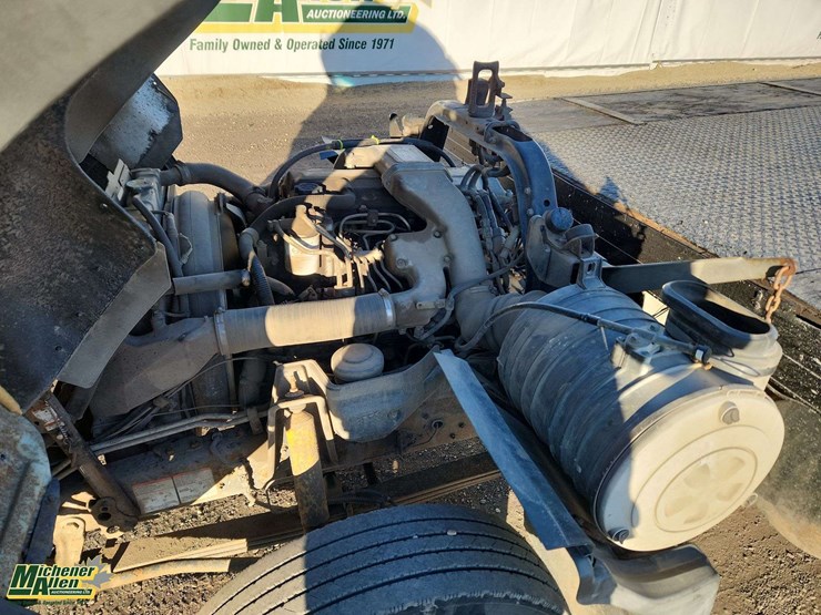 2004-hino-fb1817-image-22