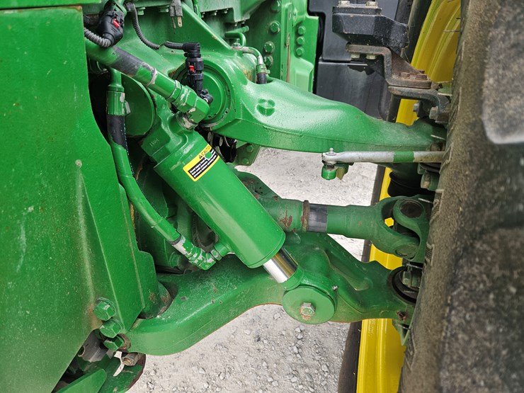 2014-john-deere-8345r-image-22