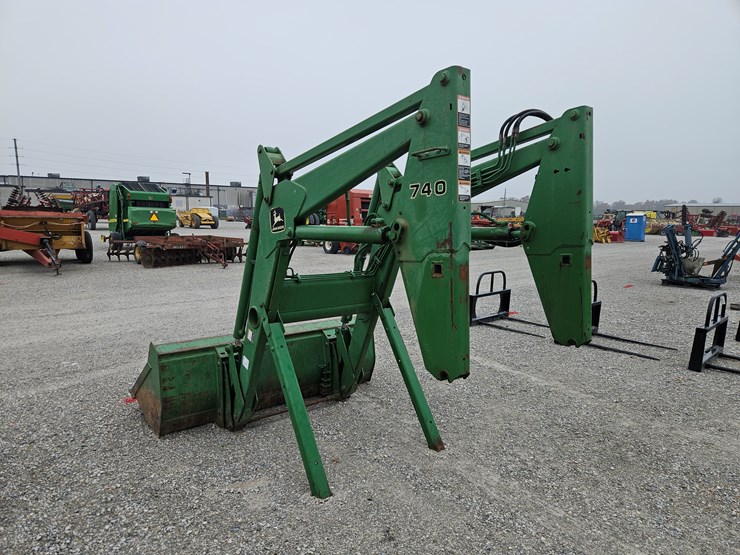 john-deere-740-image-6
