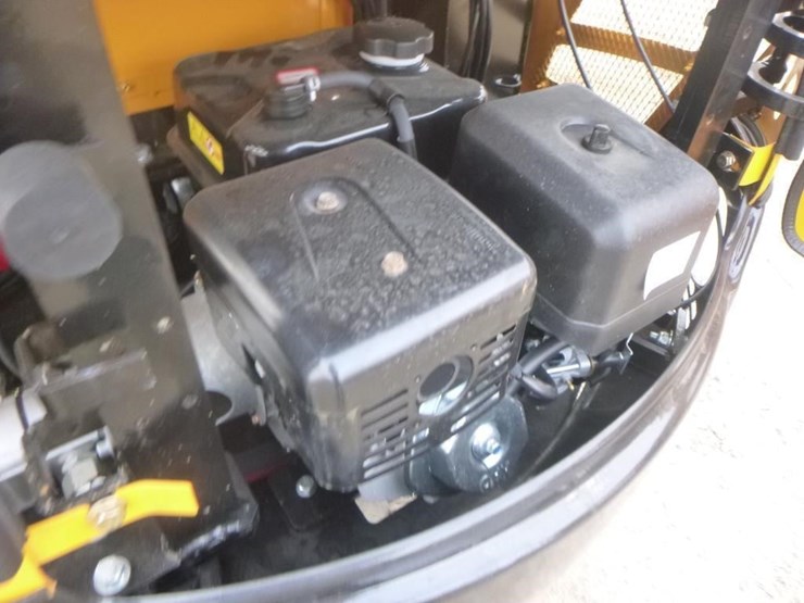 2025-vicsec-vc15p-hydraulic-excavator-image-25