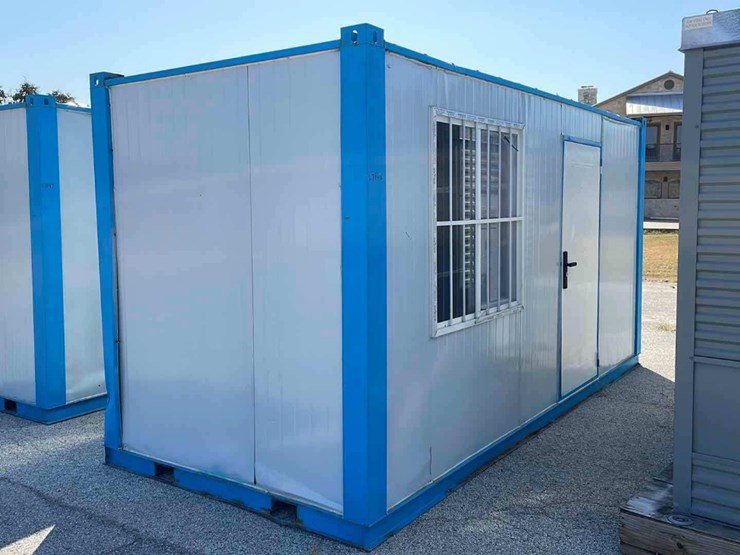 portable-office-with-bathroom-image-1