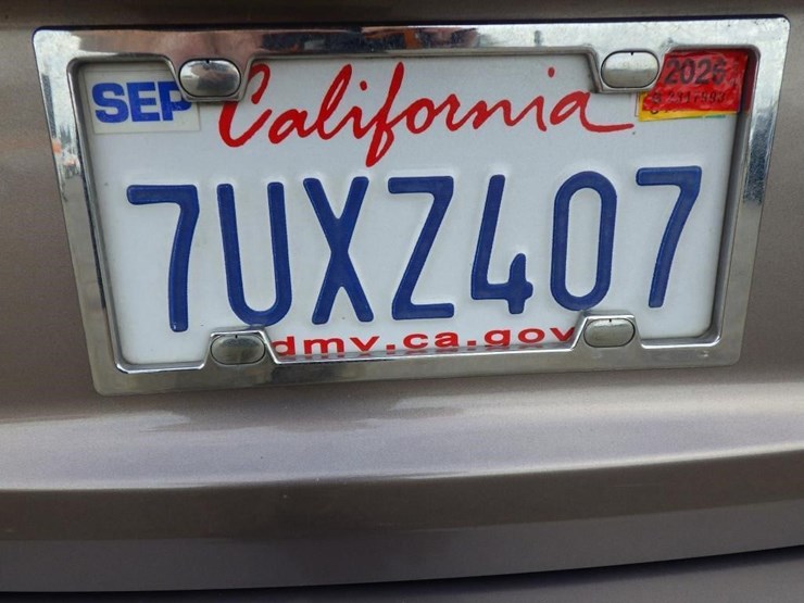 2014-nissan-pathfinder-image-17