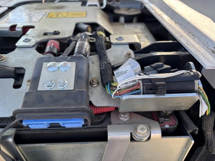 2022-bobcat-e10e-hydraulic-excavator-image-44