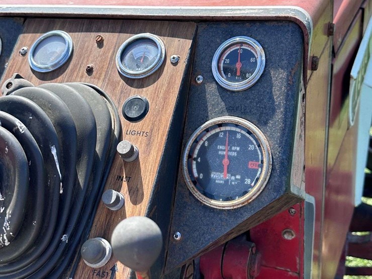 1955-cockshutt-1955-image-36