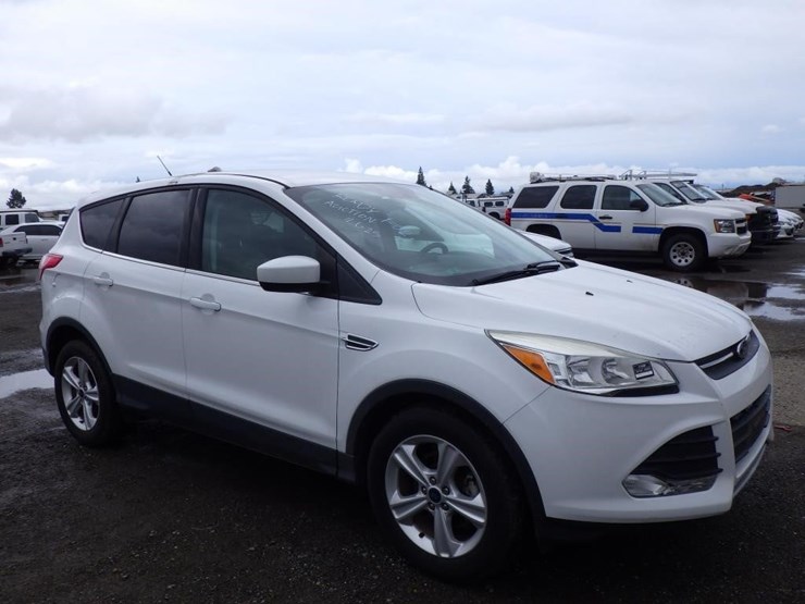 2016-ford-escape-image-2