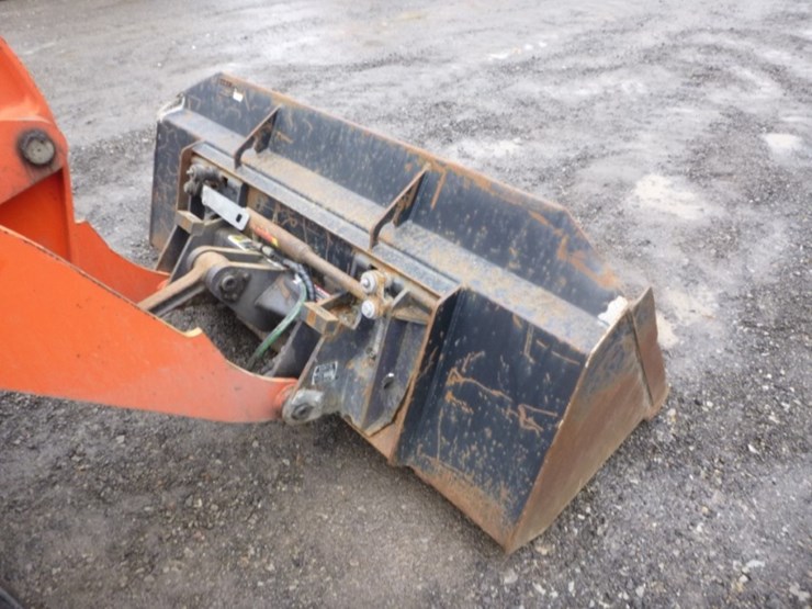 kubota-r430-image-16