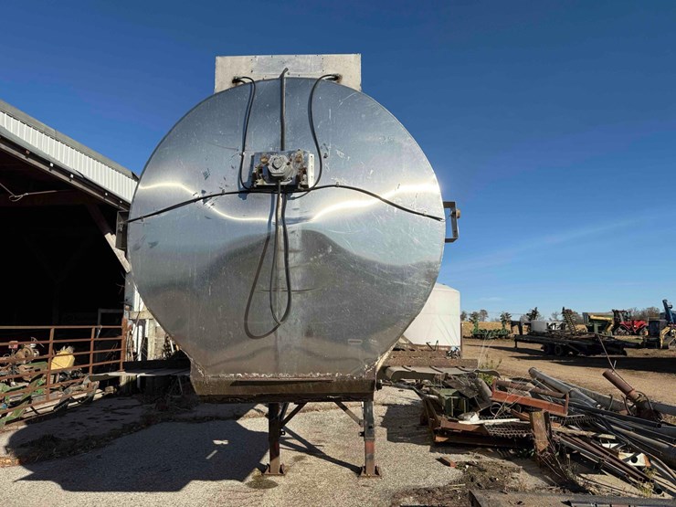 1976-6500-gal-ss-tanker-image-2