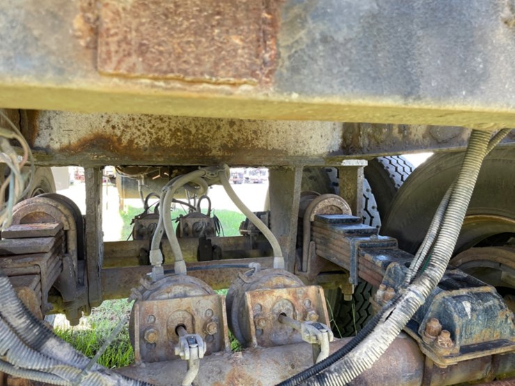 2012-jack-county-130-bbl-vacuum-trailer-image-11